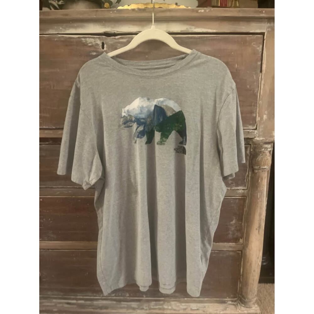 The North Face Men's XL Bear Graphic T-Shirt Tee Gray Outdoors Hiking Activewear - Picture 2 of 6